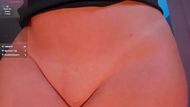 valeriaroldanx - ValeriaRoldanX's free webcam