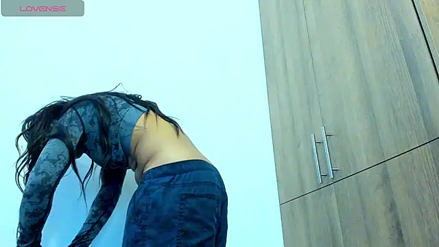 bessie32 - Bessie32's free webcam