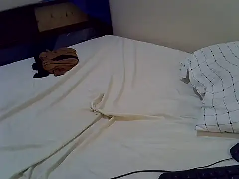 tasha-ashah - Tasha-ashah's free webcam