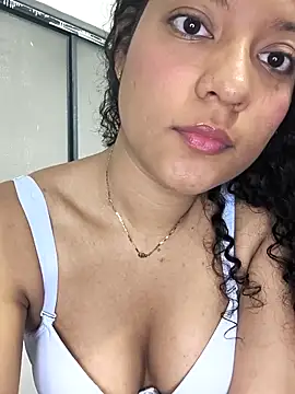 cristalxo - CristalXO's free webcam - UK Sex Cams