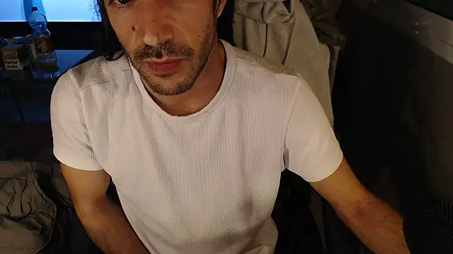 blackroseyzeus - Blackroseyzeus's free webcam