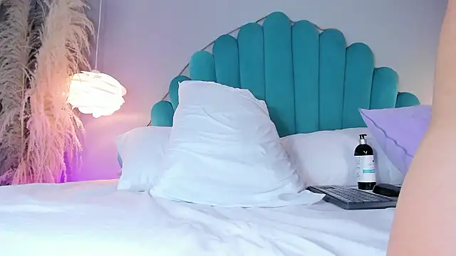 alassiahocthner - AlassiaHocthner's free webcam