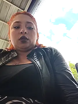 mariana-94 - Mariana-94's free webcam