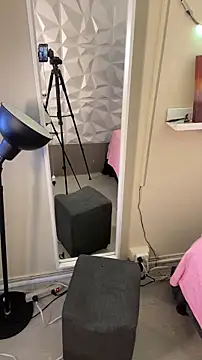 ari-smith - Ari-Smith's free webcam