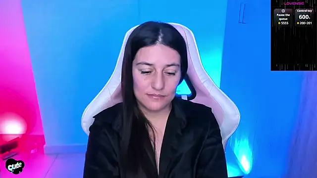 saskyaa - Saskyaa's free webcam