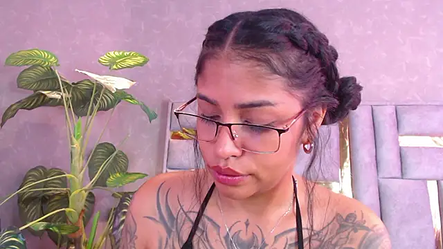 juliarose_ks - JuliaRose_ks's free webcam