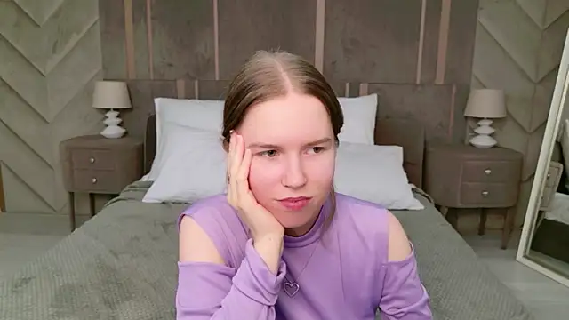 alida_brice - Alida_Brice's free webcam