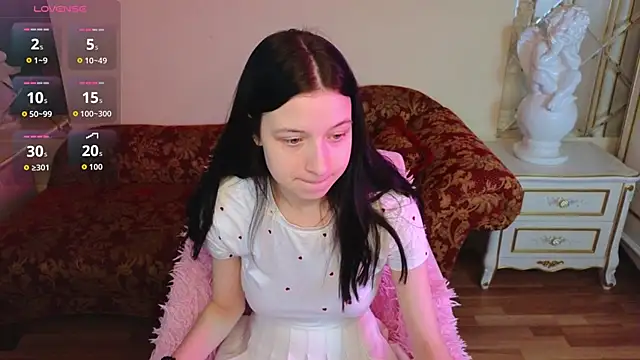 alicepowells - AlicePowells's free webcam