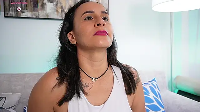 sara_charmy - Sara_Charmy's free webcam