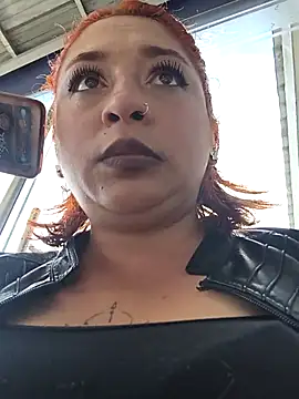 mariana-94 - Mariana-94's free webcam