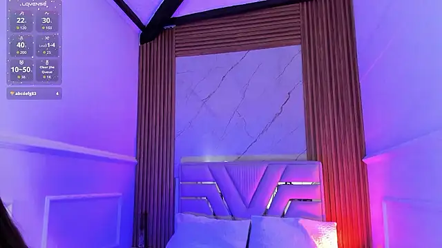 emmapeetite - Emmapeetite's free webcam