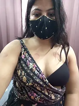 half_girlfrnd_530 (F young) - Last tipper name on thighs