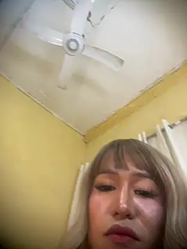 chloeasian - ChloeAsian's free webcam