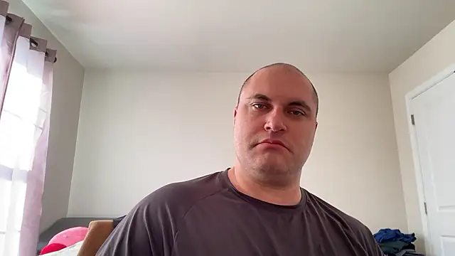 sluggishchase99 - SluggishChase99's free webcam