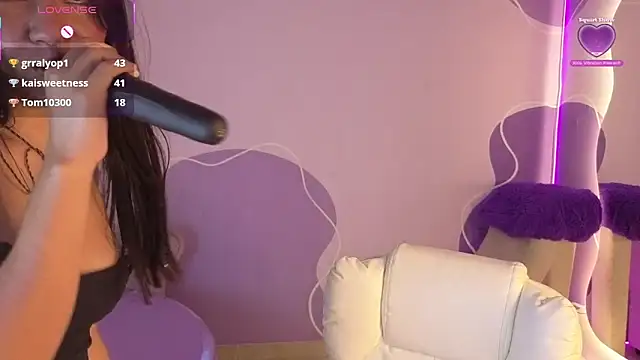 auroracute02 - Auroracute02's free webcam - UK Sex Cams