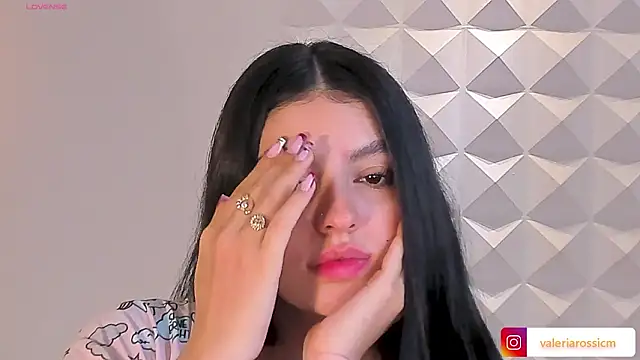 valeriarossi_ - ValeriaRossi_'s free webcam - UK Sex Cams