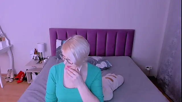 sabrinamacmarren - Sabrinamacmarren's free webcam