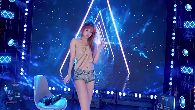 cdyyds003 - Cdyyds003's free webcam