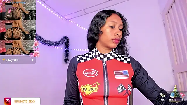 sexy_brunette_12 - Sexy_brunette_12's free webcam