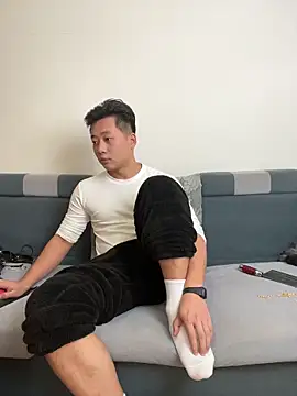 -sunny-01 - -sunny-01's free webcam