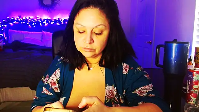 alyssiaamorexo - AlyssiaAmoreXO's free webcam