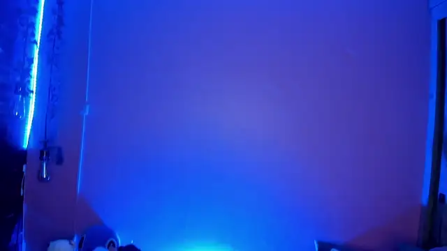 tania_06 - TANIA_06's free webcam