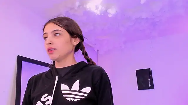 sofiarouge - Sofiarouge's free webcam