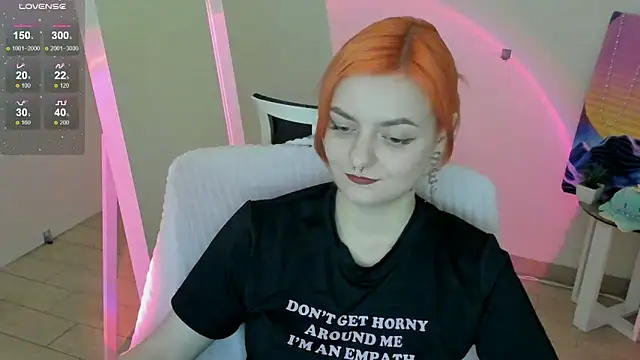 fire_bestie - Fire_Bestie's free webcam