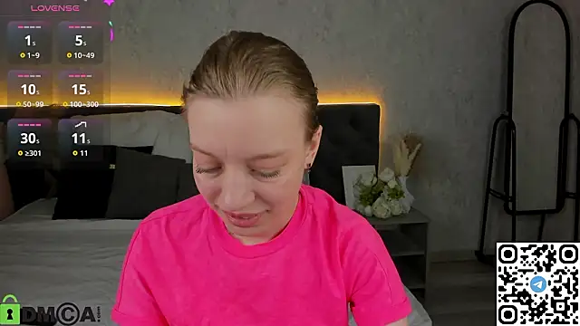 michelle_blond - Michelle_Blond's free webcam