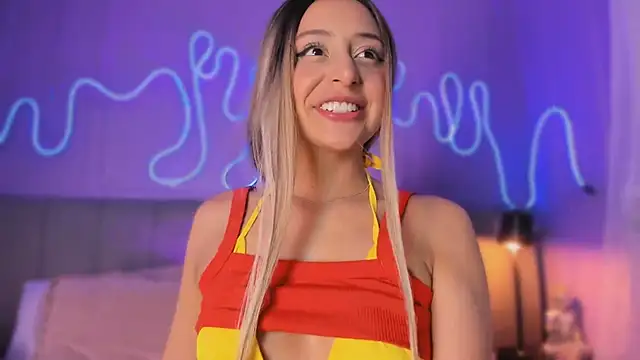 sofly_s - Sofly_s's free webcam