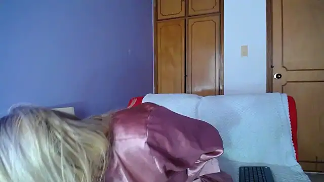 sophia_ny - Sophia_ny's free webcam