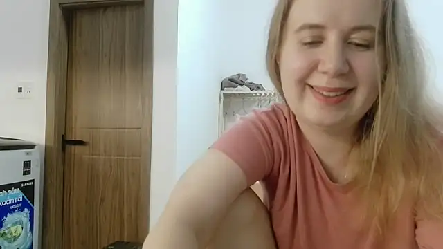 ellajourney - EllaJourney's free webcam