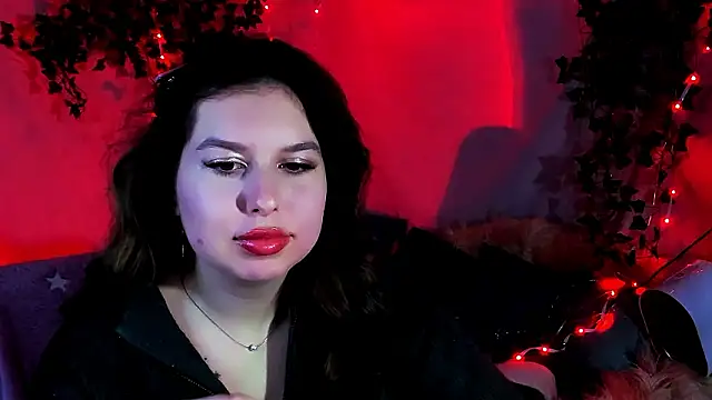chloericc - ChloeRicc's free webcam