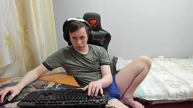 iliaskrislove - Iliaskrislove's free webcam