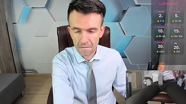 stevetiger (Ask my age) - CUM SHOW!!