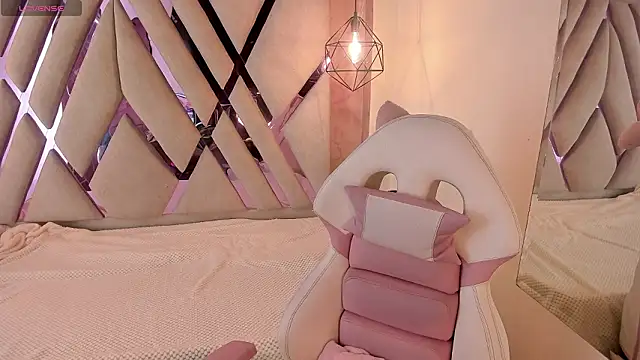 lovely-martina - Lovely-martina's free webcam