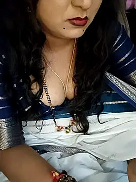 Webcam Model (Urmila_kannada)  is live.Free join now!