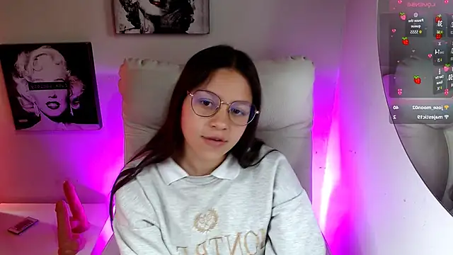 samantharoldaan - SamanthaRoldaan's free webcam