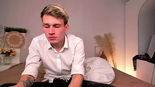 volan_starts (M young) - Show my body