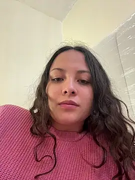 Webcam Model (Megan_Rodrigo)  is live.Free join now!