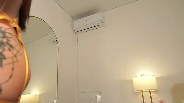 peopleneedlove144 - Peopleneedlove144's free webcam