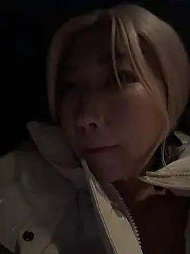 美女winter11在线直播