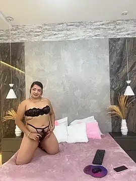 hannahpradaa_ - Hannahpradaa_'s free webcam