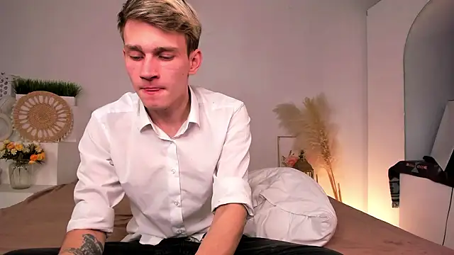 volan_starts - Volan_Starts's free webcam