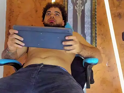 chris_evans22 - Chris_Evans22's free webcam