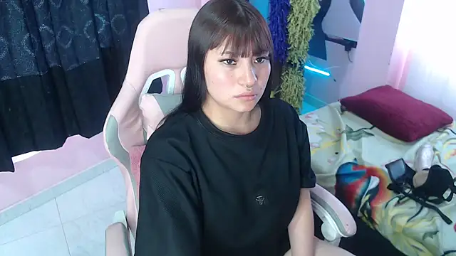 zulema_r1 - Zulema_R1's free webcam