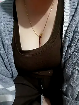 emily-lonely - Emily-lonely's free webcam