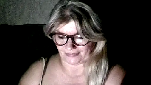 diana_49 - Diana_49's free webcam