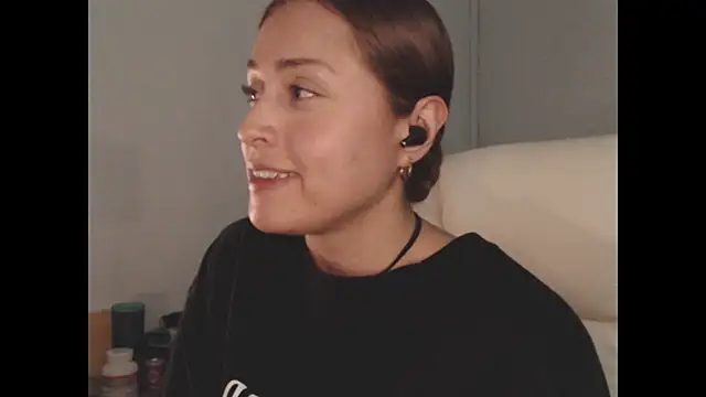 lametaleralatina - Lametaleralatina's free webcam