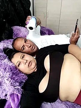 sexyandnaughtylatinos - SexyandnaughtyLatinos's free webcam